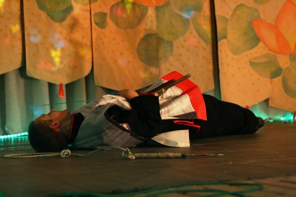 дрожь в структуре реальности