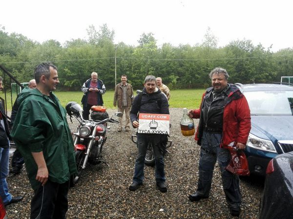 30 байкеры табличка